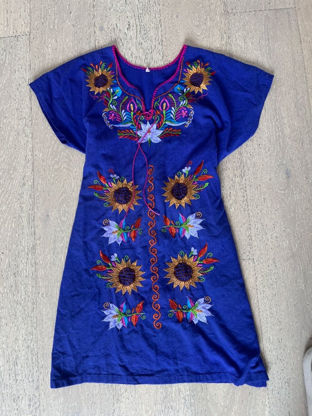 Vintage Mexican Purple Embroidered Floral Tunic Dress